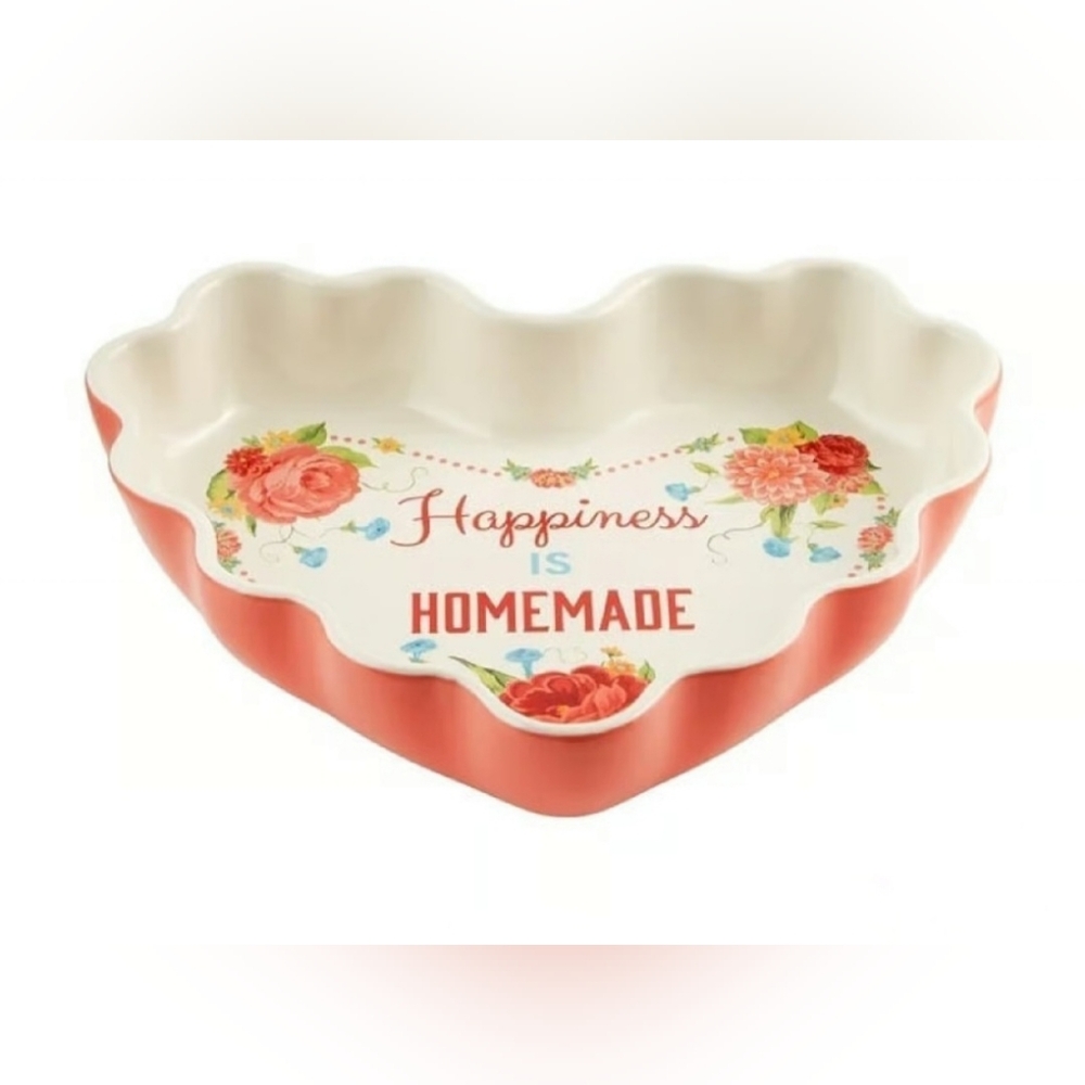 THE PIONEER WOMAN Heart Shaped Ceramic Baking Dish "Happiness Is Homemade"